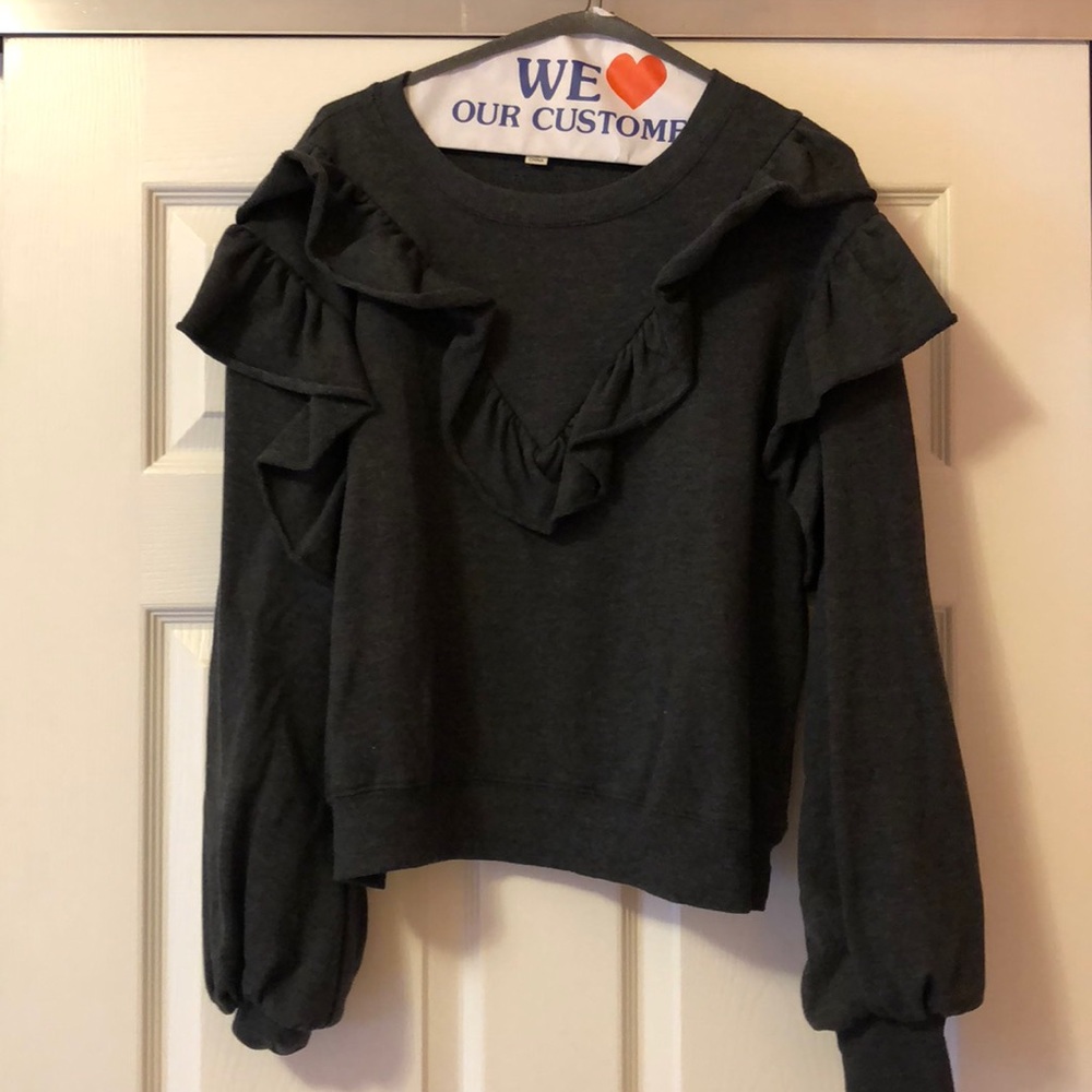 Ruffle sweatshirt
